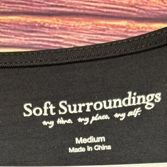 Soft Surroundings Top M - Picture 3 of 4